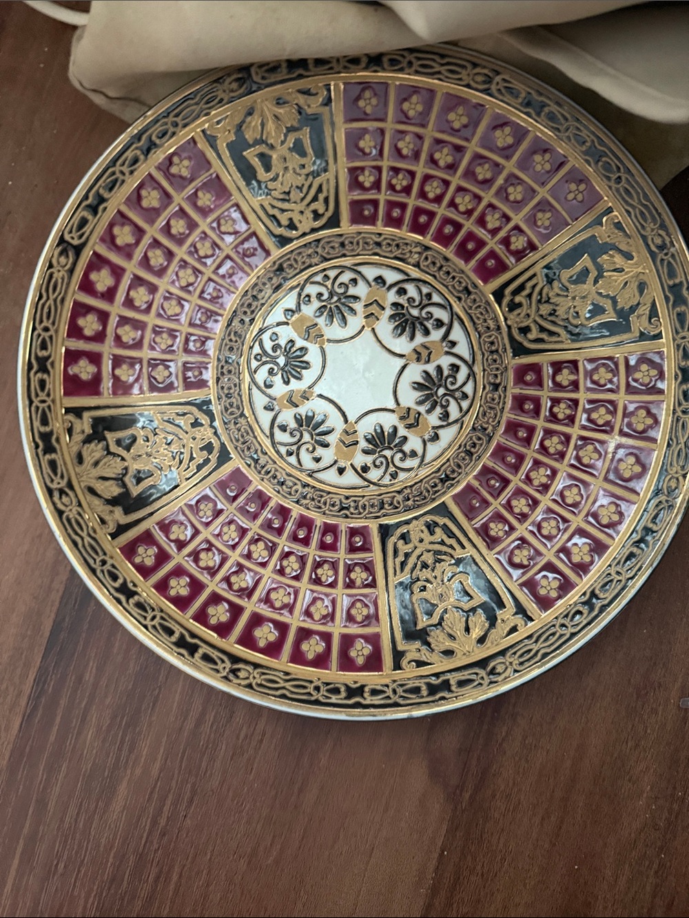 Vintage Oriental Accent Imari Style Decorative Plate – 10"